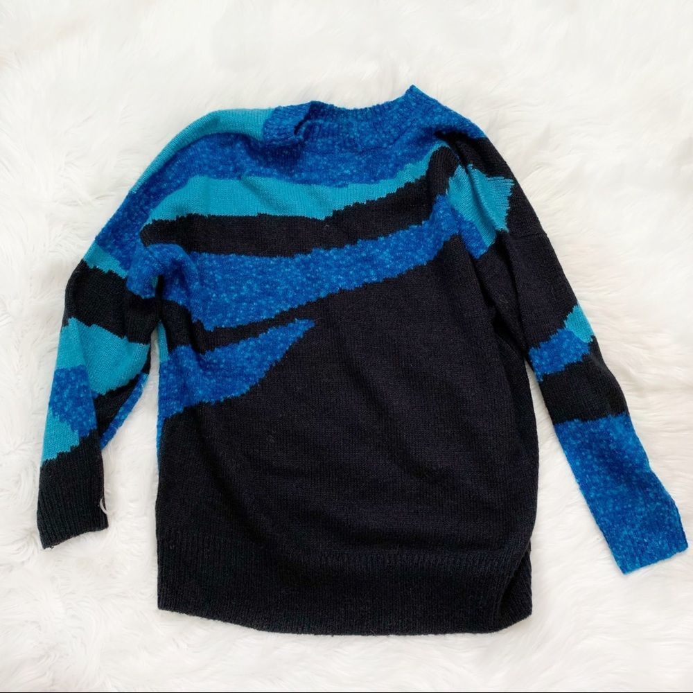TOPSHOP Sweater! - Picture 6 of 7